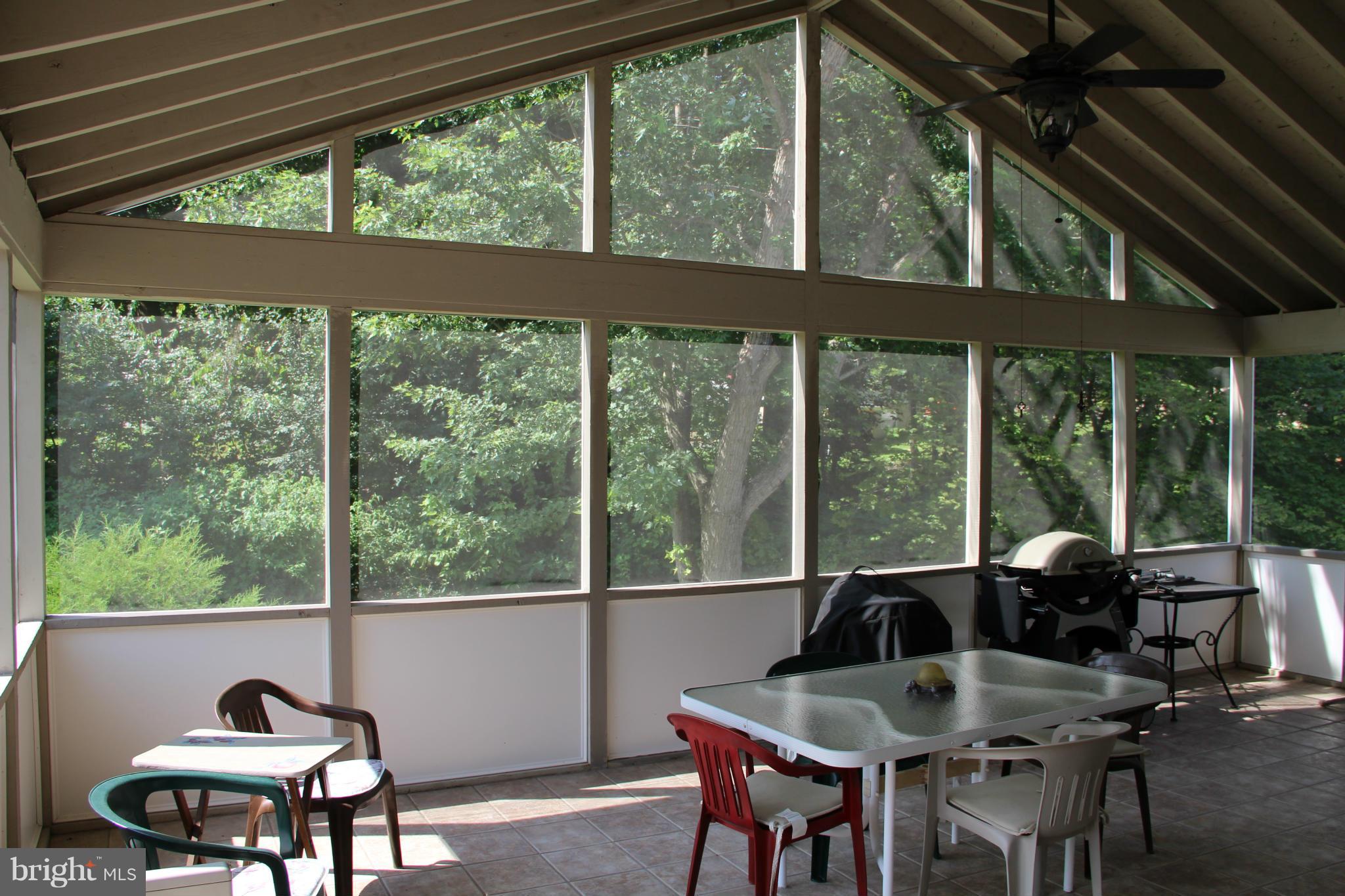 3155 Plum Point Road Huntingtown, MD 20639 - Photo 27 of 29 Screen Deck