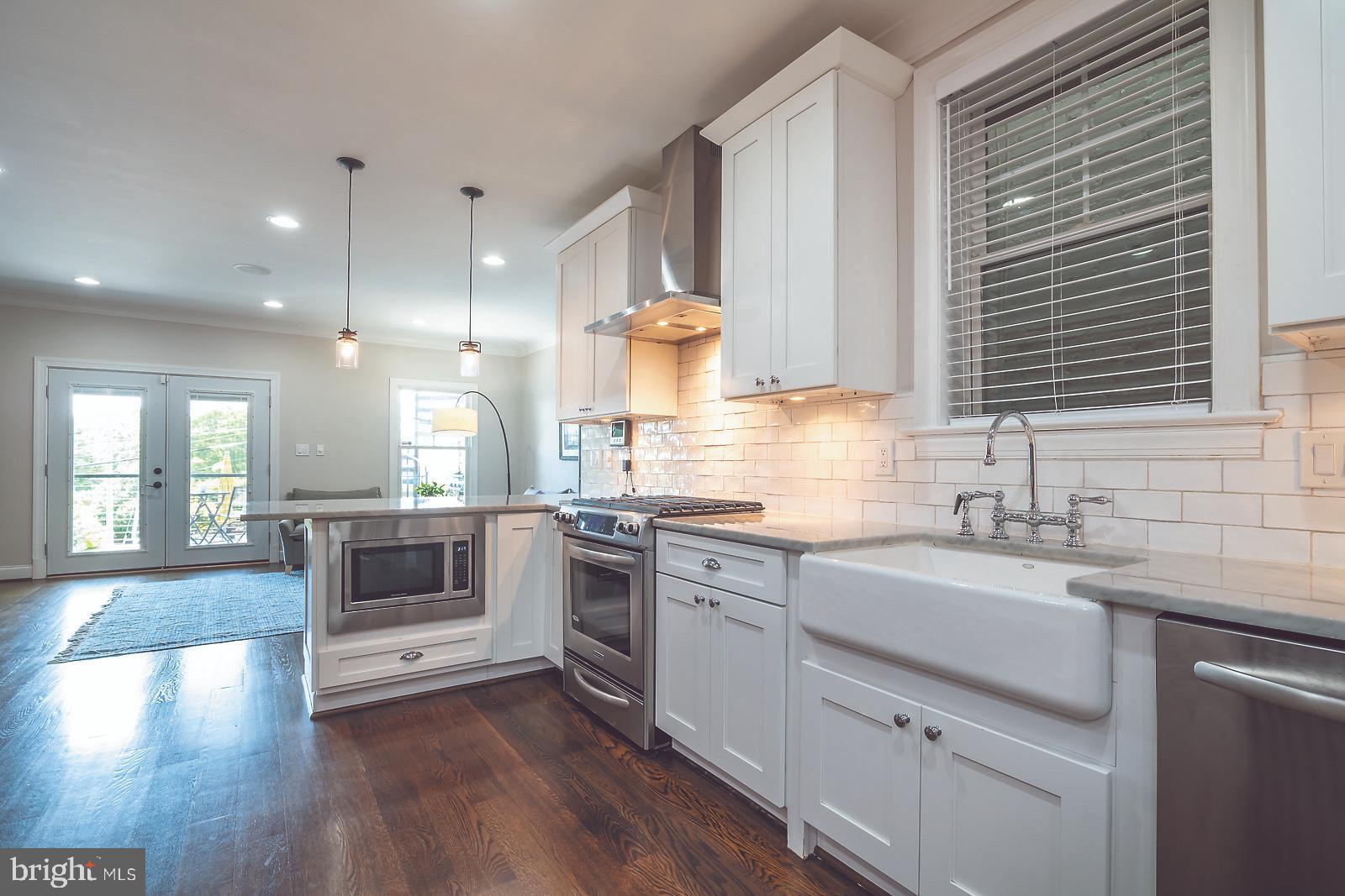 2026 North Capitol Street Northwest, Unit 1 Washington, DC 20002 - Photo 7 of 53 Kitchen
