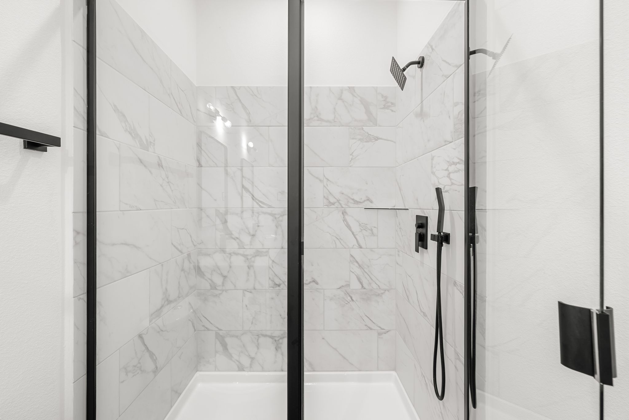 1811 Webberville Road, Unit 1307 Austin, TX 78721 - Photo 14 of 20 Gallery Image 14