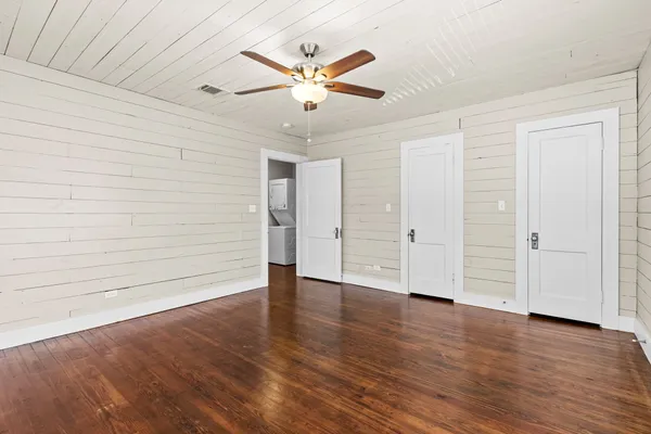 $1,100 | 409 East Austin Street, Bellville, TX 77418