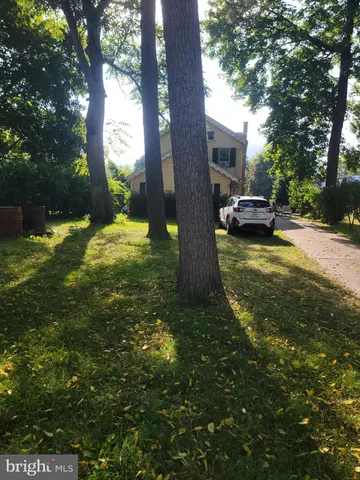 $1,750 | 223 North Market Street, Duncannon, PA 17020