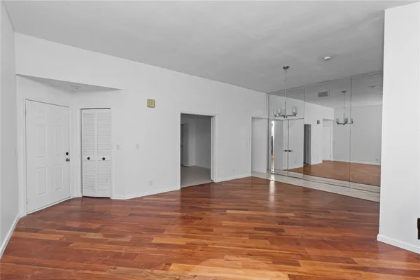 $2,500 | 5051 Pine Drive, Boynton Beach, FL 33437