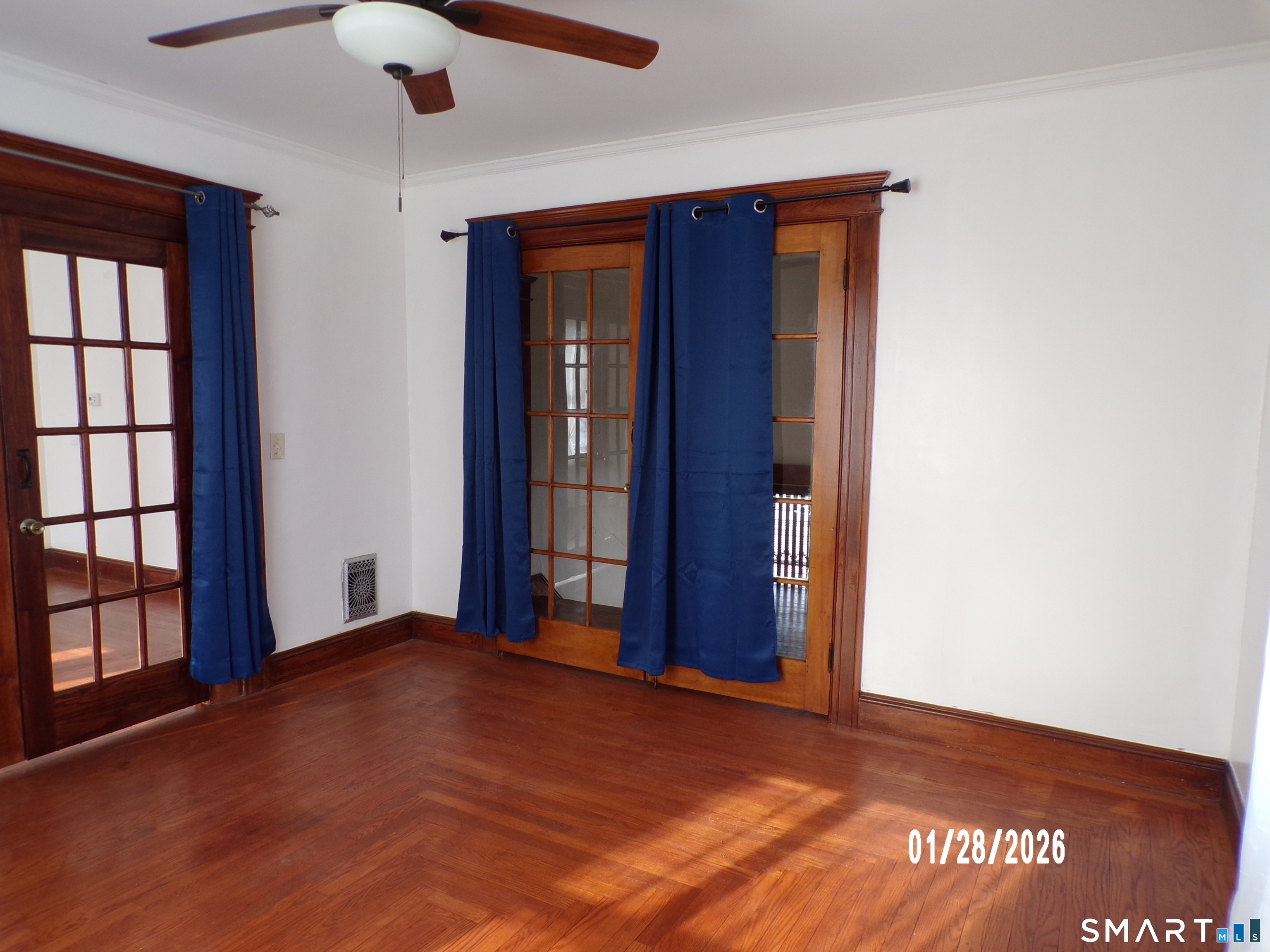 17 Holbrook Street Ansonia, CT 06401 - Photo 5 of 17