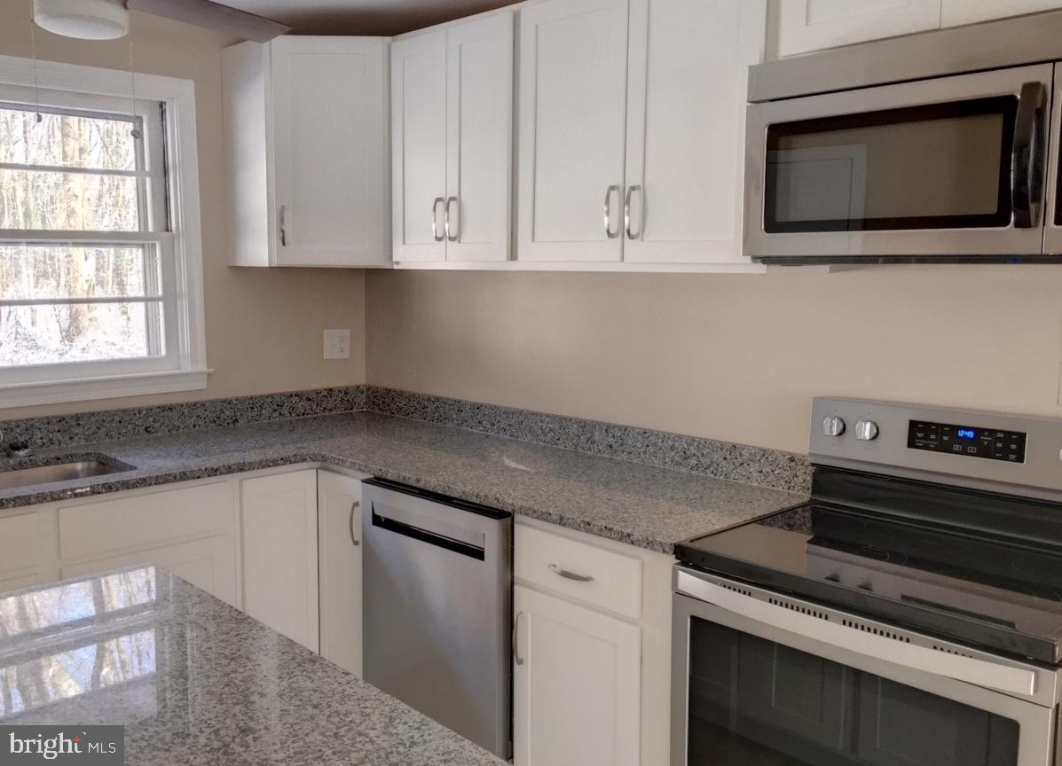 103 Fort Hoyle Road Joppa, MD 21085 - Photo 9 of 19 All new kitchen