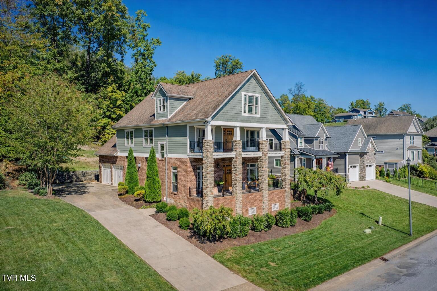 2338 Edinburgh Channel Road Kingsport, TN 37664 - Photo 1 of 87 1000047620