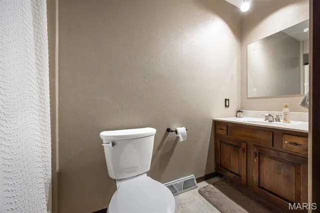 $269,999 | 2266 Kaiser Road, New Athens, IL 62264