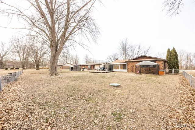 $269,999 | 2266 Kaiser Road, New Athens, IL 62264