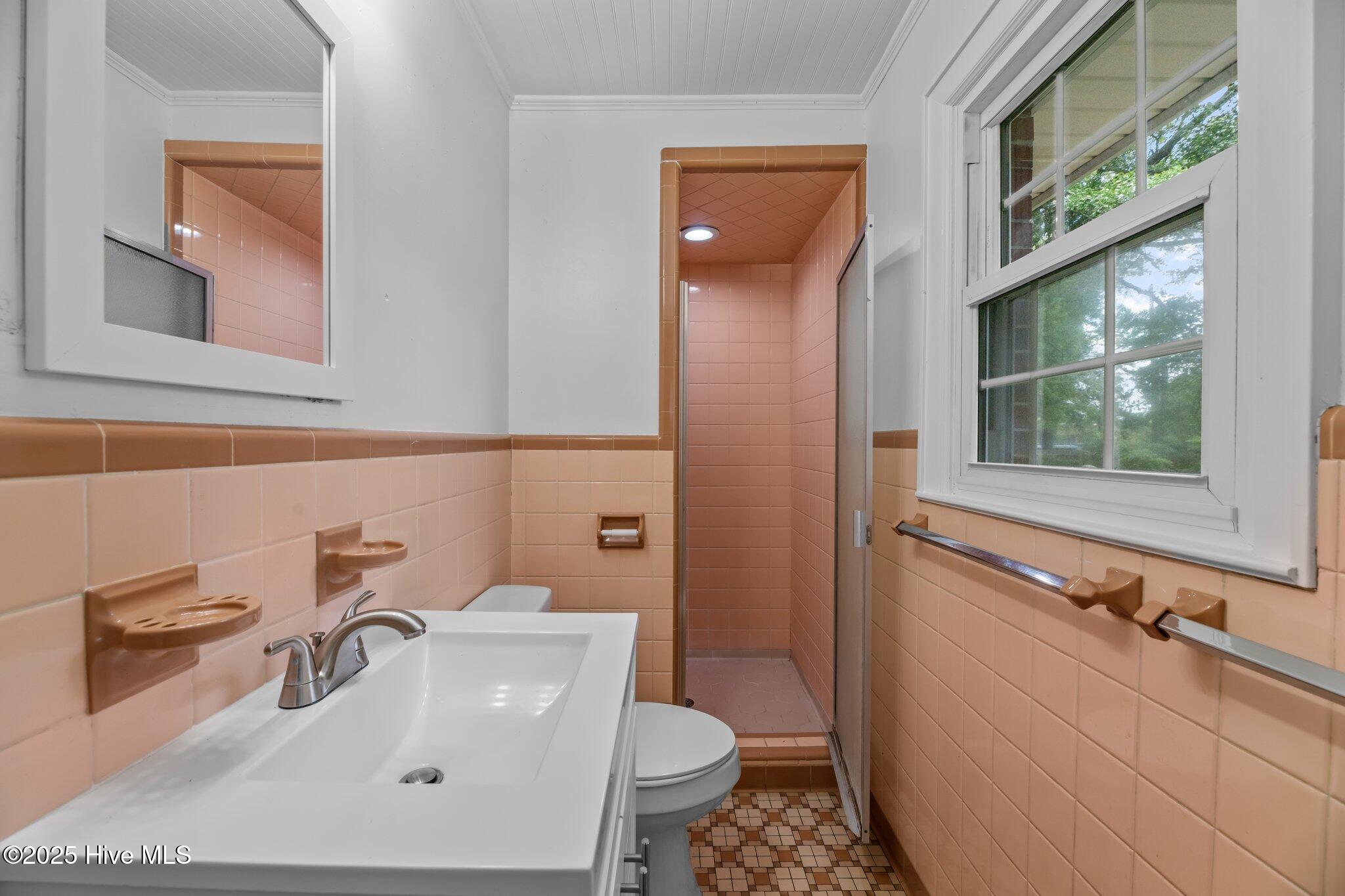 607 Pinetree Drive New Bern, NC 28562 - Photo 16 of 26 27-web-or-mls-DSC_2704