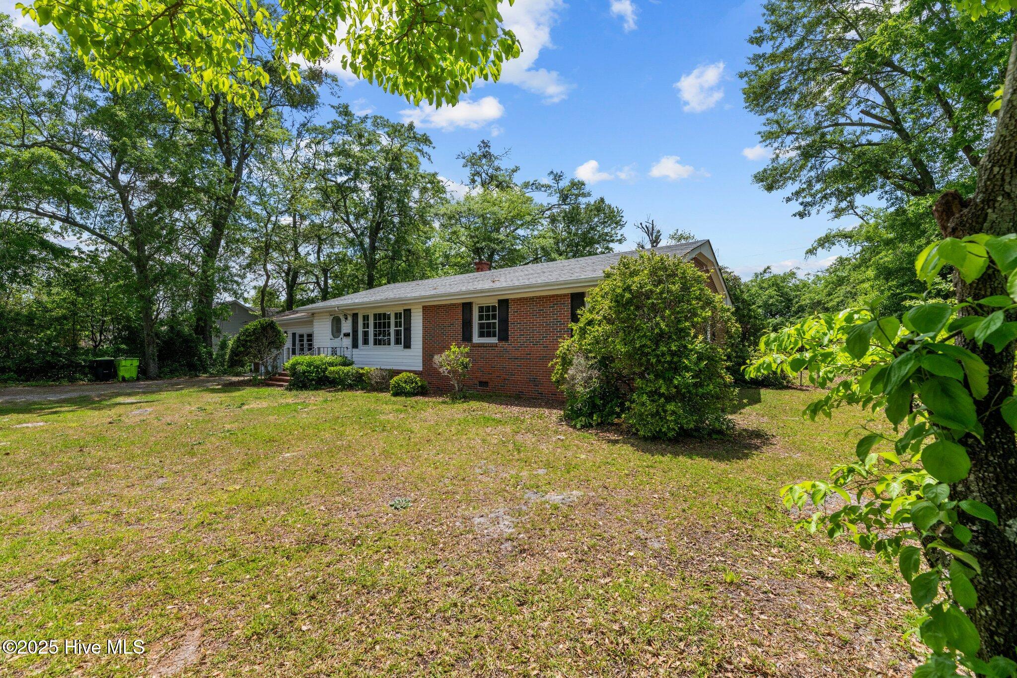 607 Pinetree Drive New Bern, NC 28562 - Photo 26 of 26 37-web-or-mls-DSC_2729