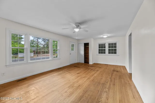 $1,750 | 607 Pinetree Drive, New Bern, NC 28562