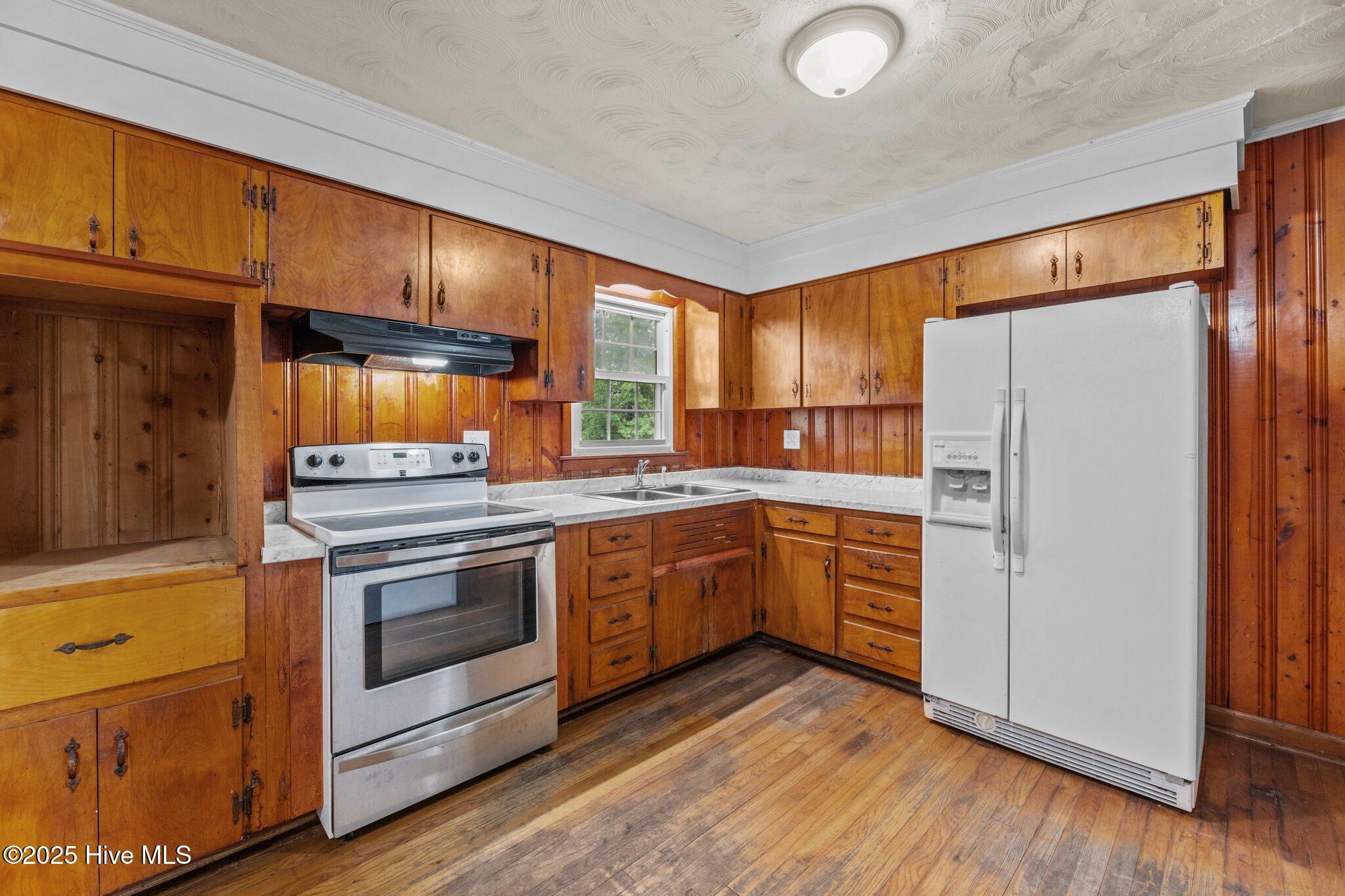 607 Pinetree Drive New Bern, NC 28562 - Photo 9 of 26 20-web-or-mls-DSC_2683