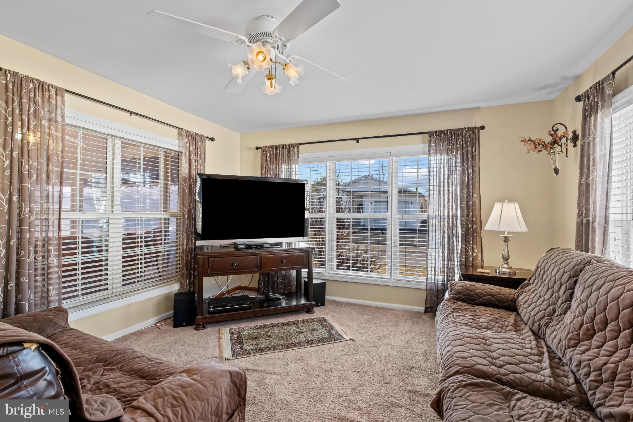 55 Wallace Lane Camden, DE 19934 - Photo 14 of 44 sunroom