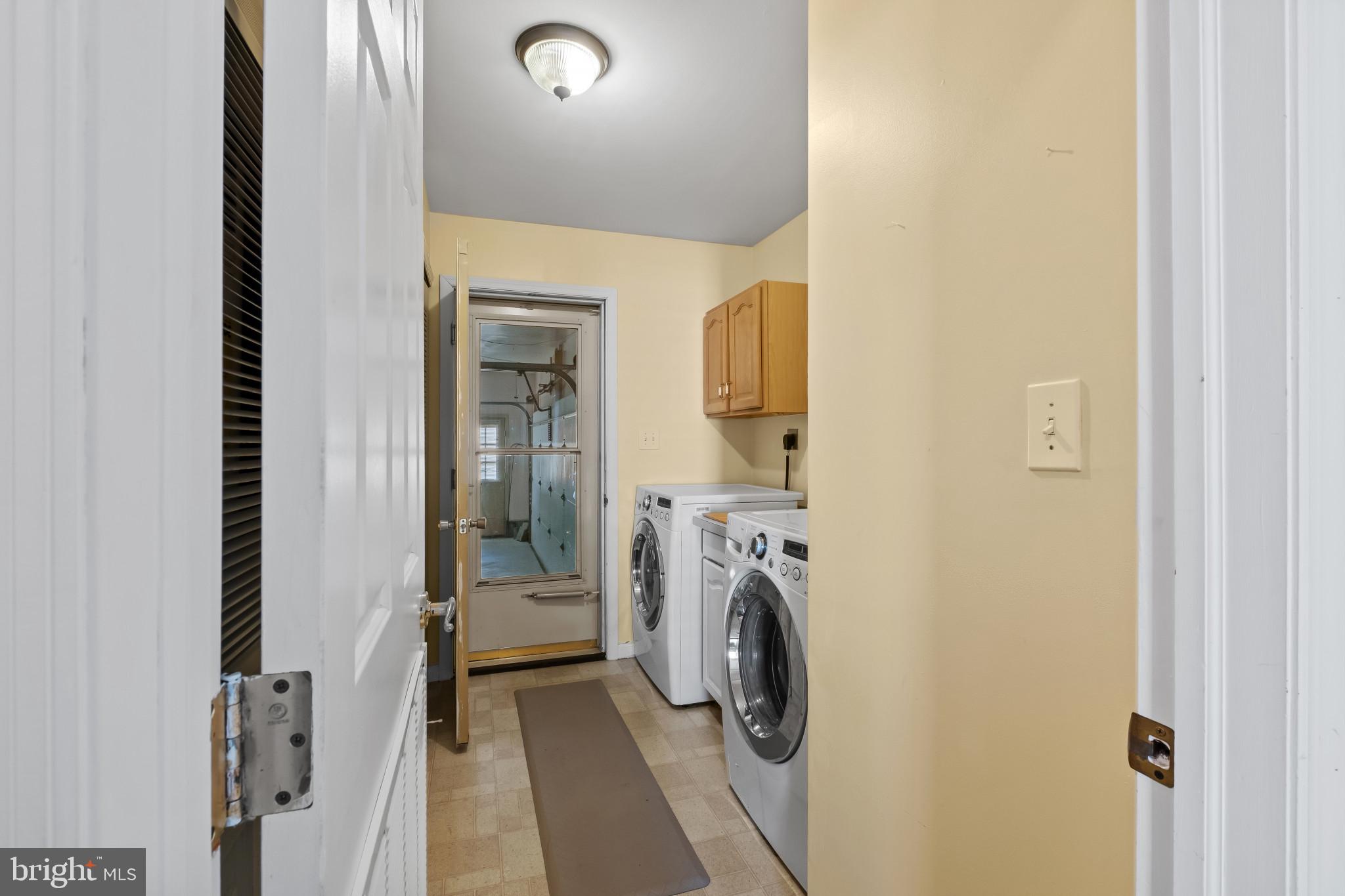 55 Wallace Lane Camden, DE 19934 - Photo 25 of 44 large mud room/laundry room