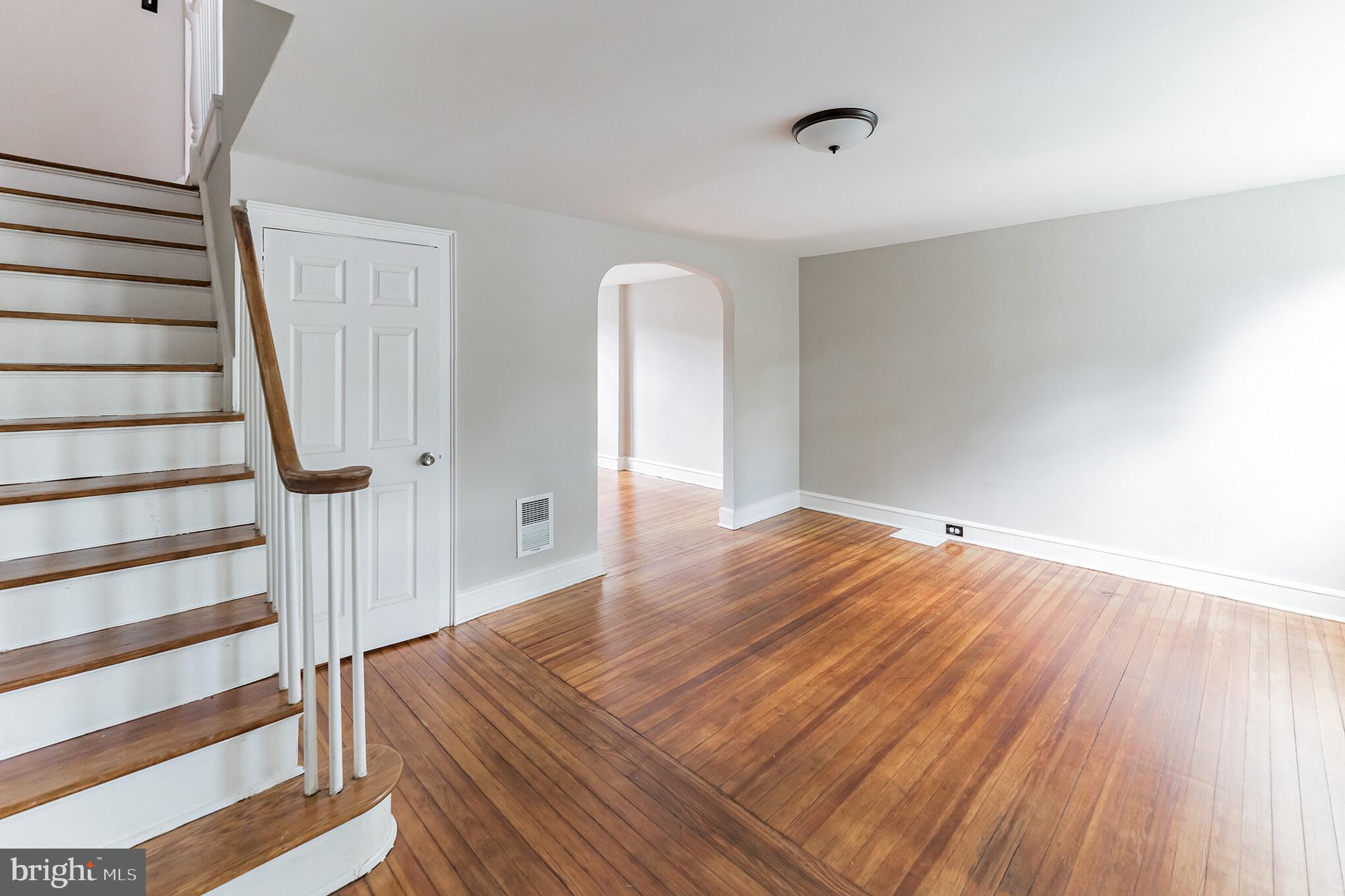 1429 North Chesapeake Road Camden, NJ 08104 - Photo 5 of 21 Gallery Image 5
