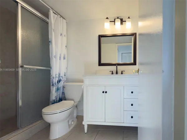 $2,000 | 609 South State Road 7, Unit 1C, Margate, FL 33068