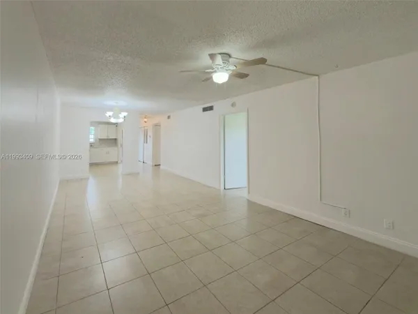 $2,000 | 609 South State Road 7, Unit 1C, Margate, FL 33068