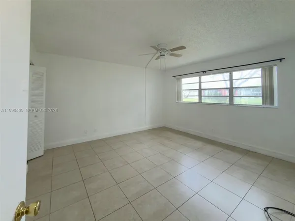 $2,000 | 609 South State Road 7, Unit 1C, Margate, FL 33068