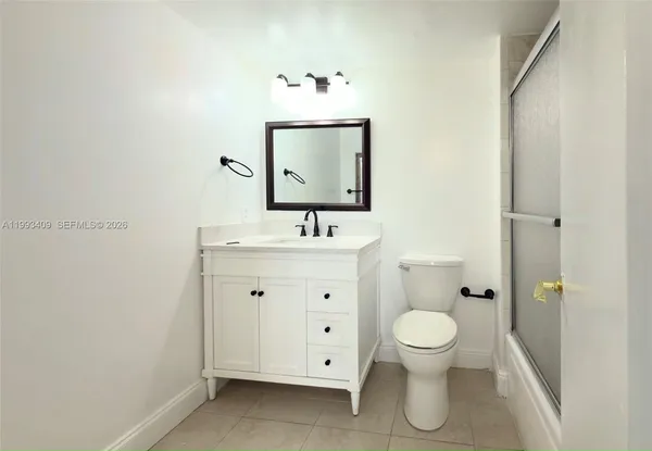 $2,000 | 609 South State Road 7, Unit 1C, Margate, FL 33068