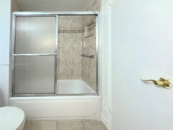 $2,000 | 609 South State Road 7, Unit 1C, Margate, FL 33068