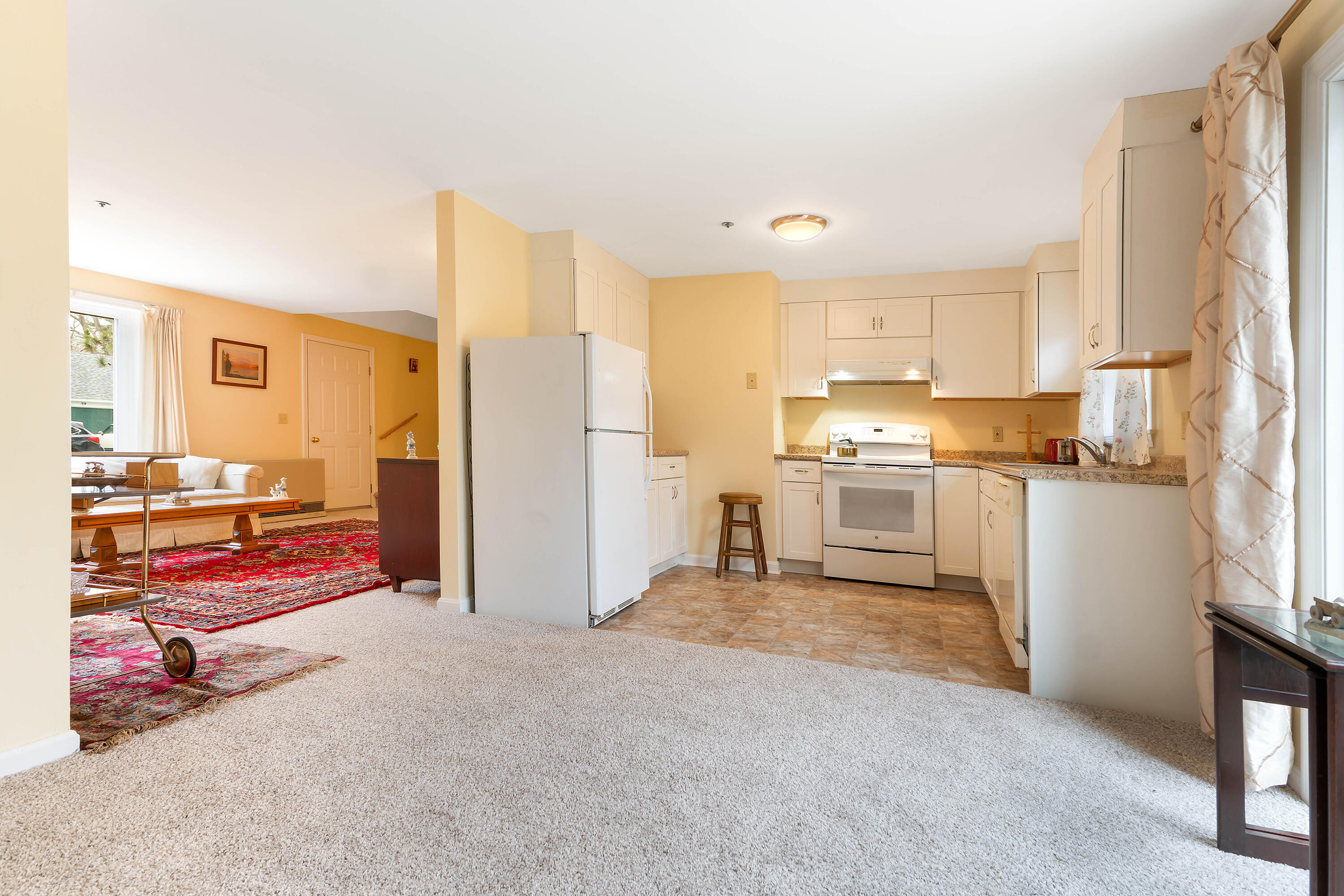 56 Willow Grove Road, Unit 56 Brunswick, ME 04011 - Photo 9 of 38 56 Willow Grove Rd_114