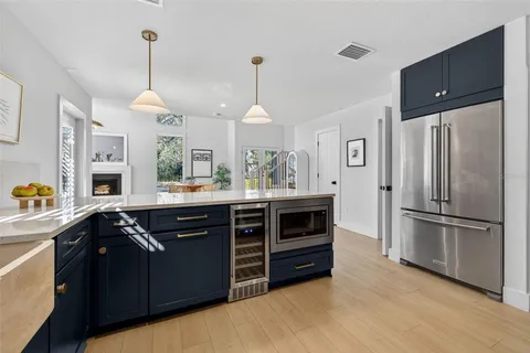 $950,000 | 914 West Idlewild Avenue, Tampa, FL 33604