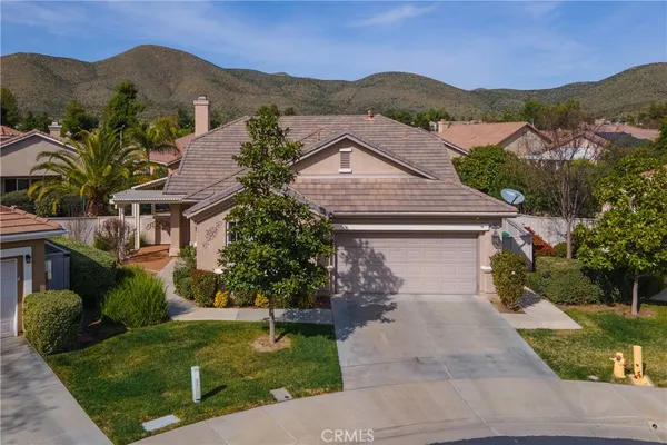 $575,000 | 29427 Bentcreek Court, Menifee, CA 92584