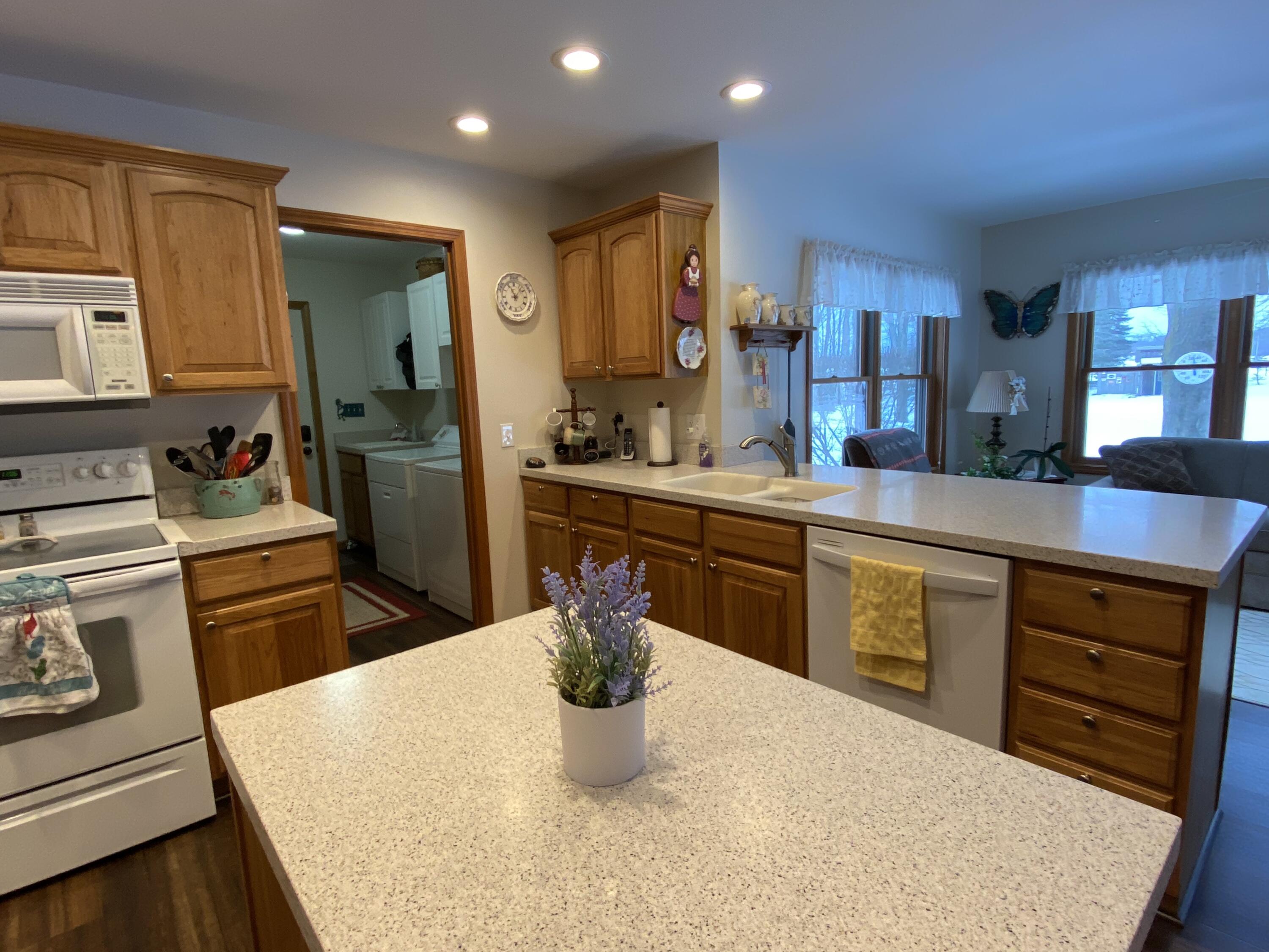 5185 Becht Road Coloma, MI 49038 - Photo 13 of 29 IMG_7090