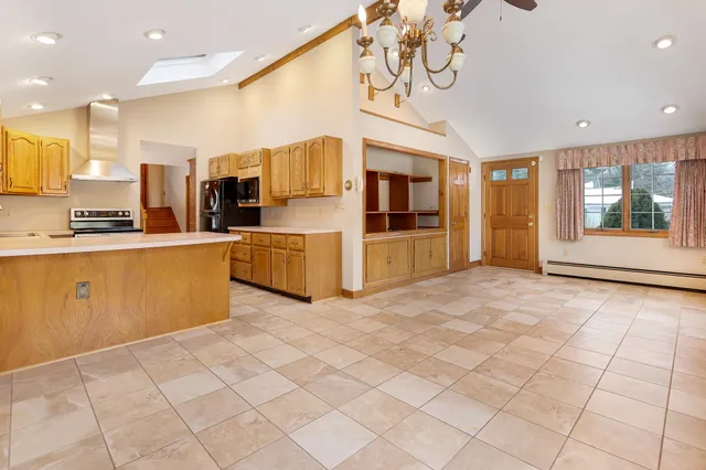 $699,900 | 8 Cole Street, Salem, NH 03079