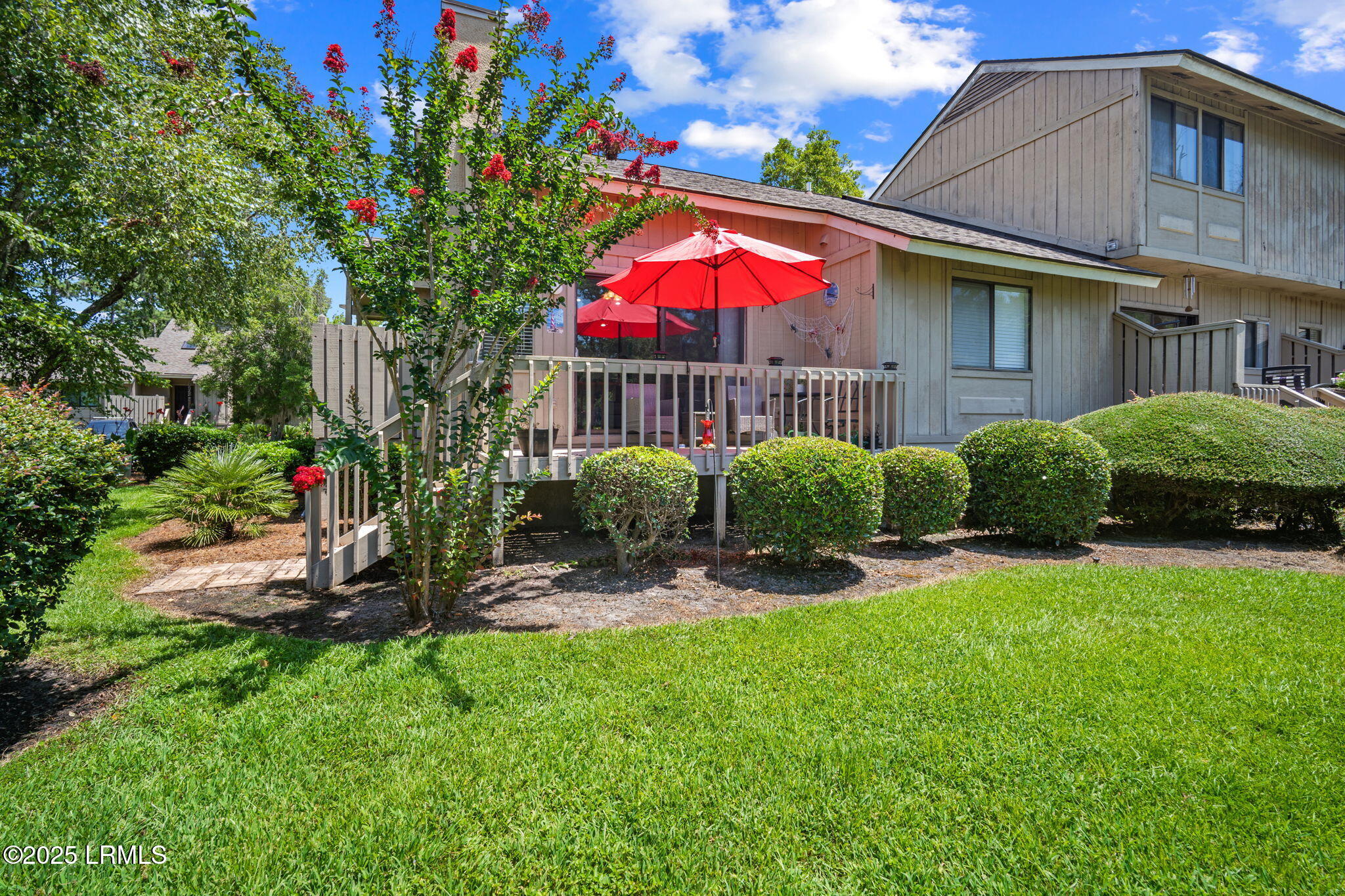 5 Gumtree Road, Unit M8 Hilton Head Island, SC 29926 - Photo 2 of 27 27-web-or-mls-DSC06999