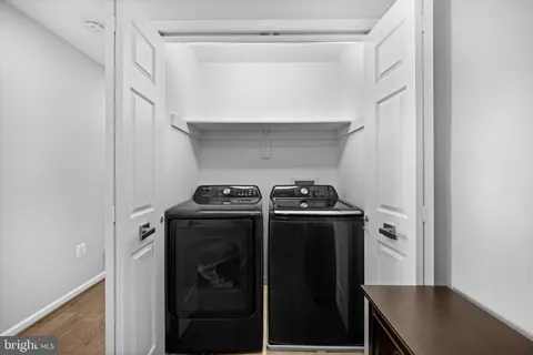 $1,099,000 | 8261 Electric Avenue, Vienna, VA 22182