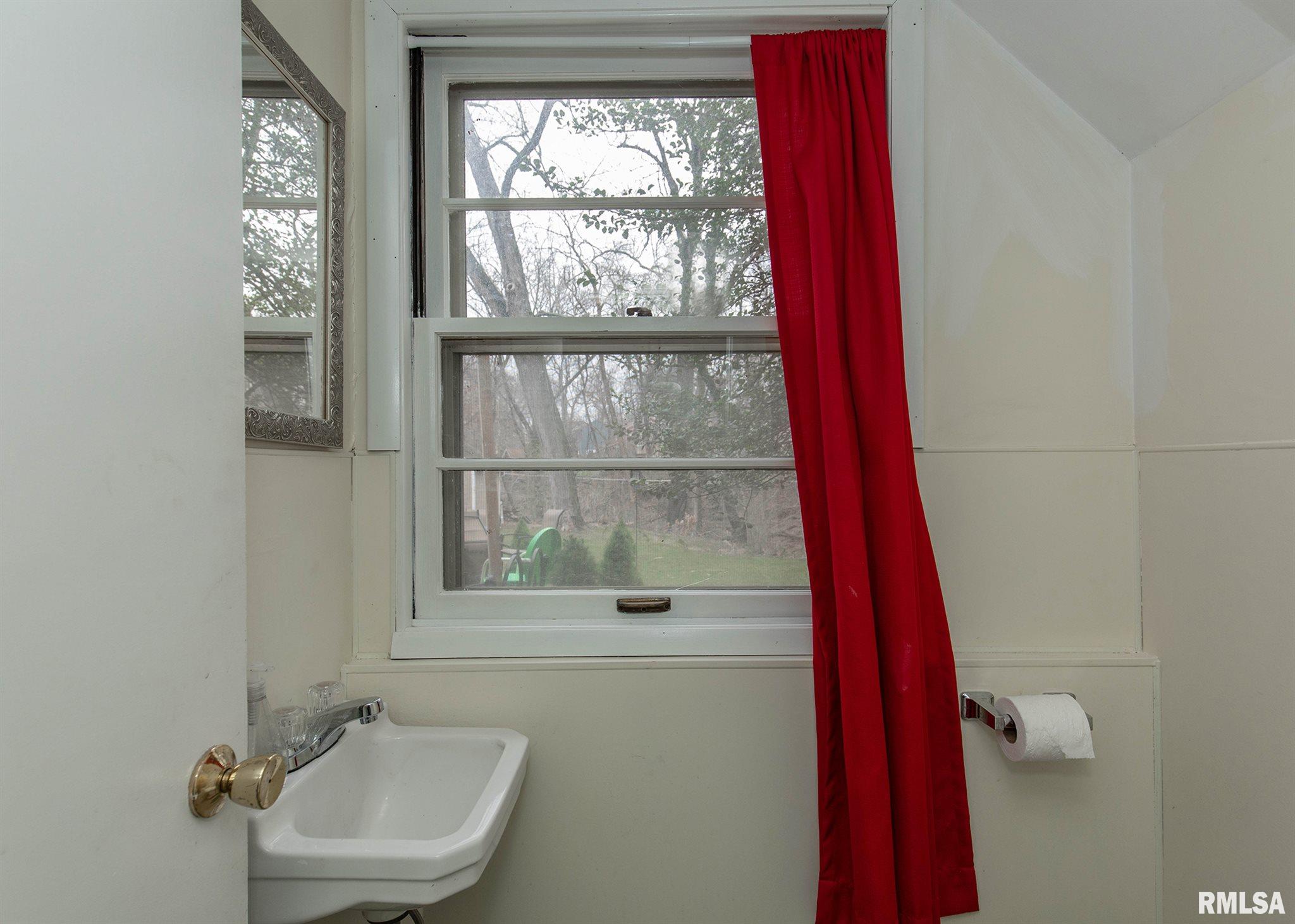 1 Watch Hill Road Rock Island, IL 61201 - Photo 40 of 48 Gallery Image 40