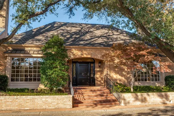 $1,565,000 | 5865 Farquhar Lane, Dallas, TX 75209