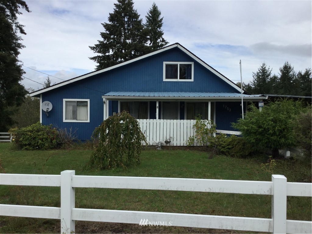 1753 Holcomb Road Kelso, WA 98626 - Photo 2 of 19 Gallery Image 2