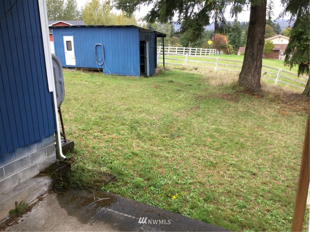 1753 Holcomb Road Kelso, WA 98626 - Photo 15 of 19 Gallery Image 15