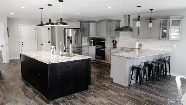 $699,000 | 3215 Timber Ridge Road, Palmyra, MO 63461