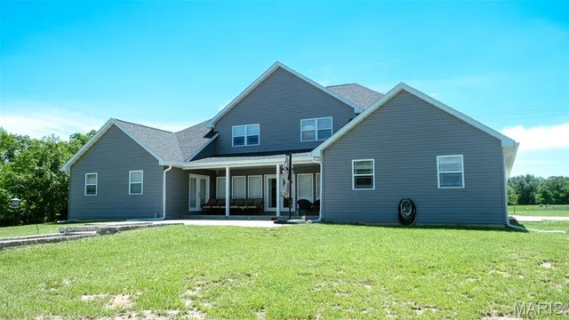 $699,000 | 3215 Timber Ridge Road, Palmyra, MO 63461