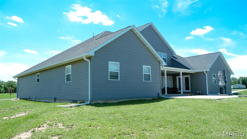 3215 Timber Ridge Road Palmyra, MO 63461 - Photo 4 of 75