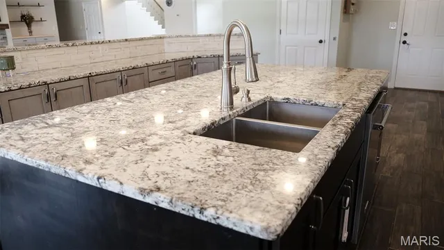 $699,000 | 3215 Timber Ridge Road, Palmyra, MO 63461