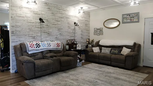 $699,000 | 3215 Timber Ridge Road, Palmyra, MO 63461