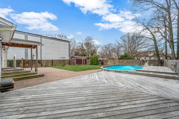 $570,000 | 317 Centre Avenue, Lindenhurst, NY 11757