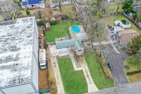 $570,000 | 317 Centre Avenue, Lindenhurst, NY 11757