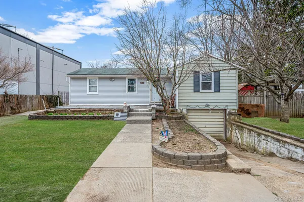 $570,000 | 317 Centre Avenue, Lindenhurst, NY 11757