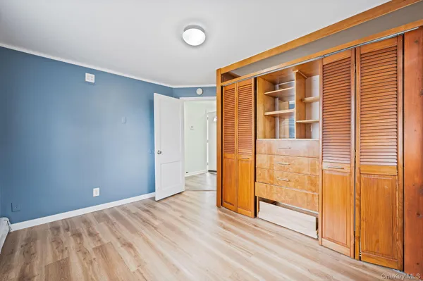 $570,000 | 317 Centre Avenue, Lindenhurst, NY 11757