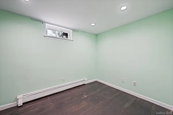 $570,000 | 317 Centre Avenue, Lindenhurst, NY 11757