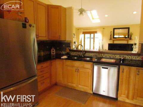 4328 West Bruff Road Fowlerville, MI 48836 - Photo 7 of 44 20445852-6.JPG