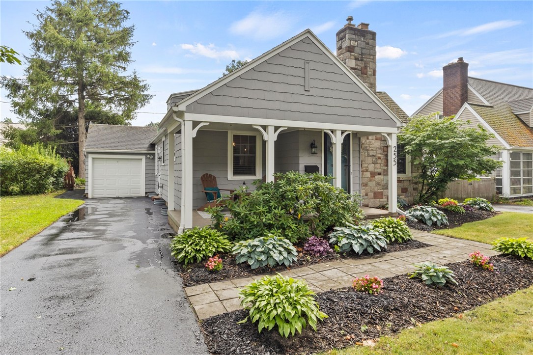 255 Thorncliffe Drive Irondequoit, NY 14617 - Photo 2 of 48