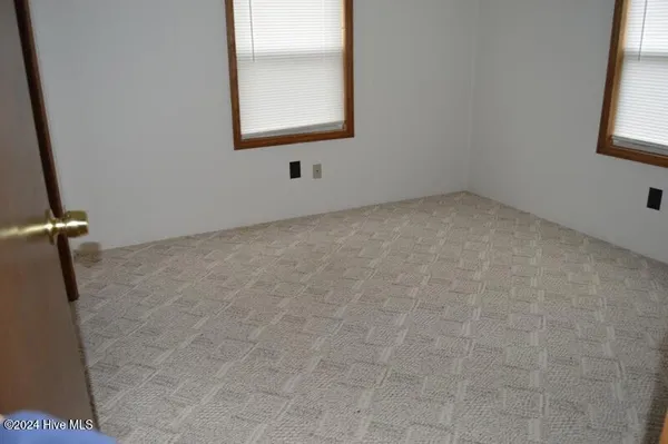 $1,800 | 270 North Indiantown Road, Shawboro, NC 27973