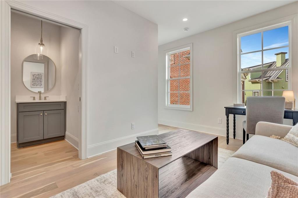 124 Morgan Street Senoia, GA 30276 - Photo 10 of 27