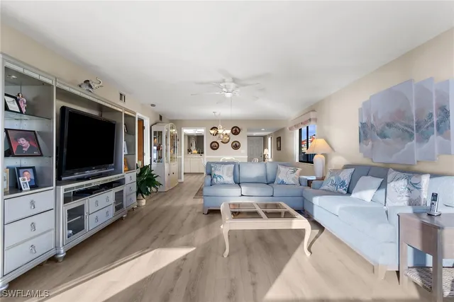 $279,000 | 610 Victoria Drive, Unit 101C, Cape Coral, FL 33904