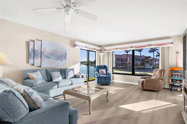 $279,000 | 610 Victoria Drive, Unit 101C, Cape Coral, FL 33904
